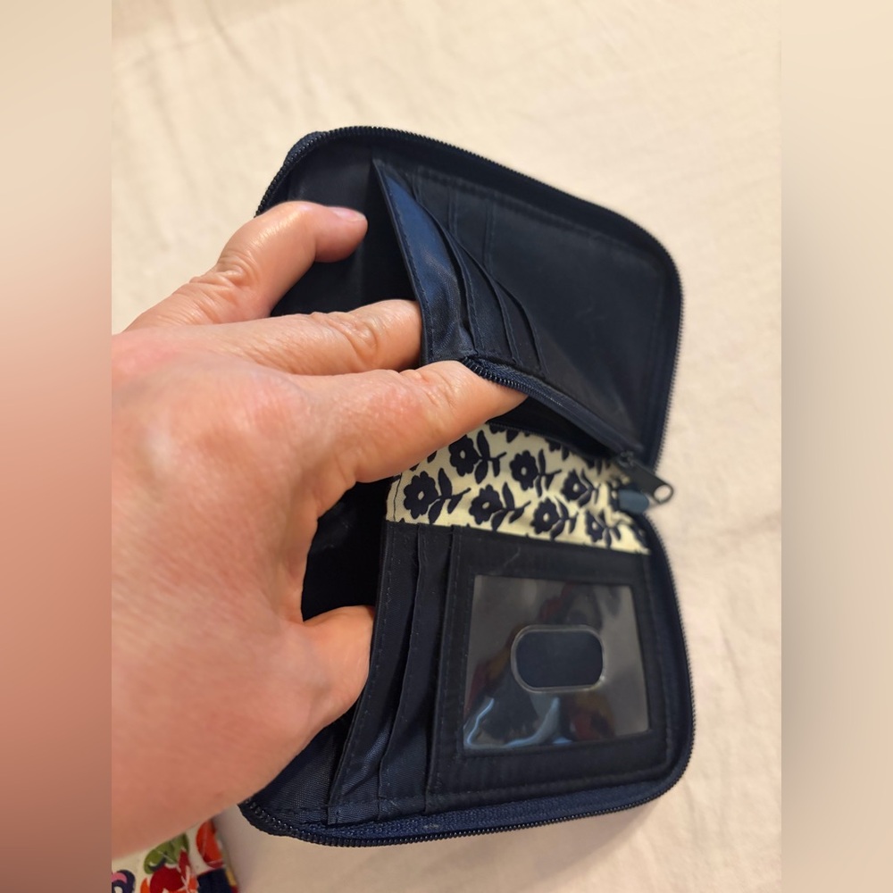 Vera Bradley Wristlet Set 💚🩷💙 - Picture 13 of 15